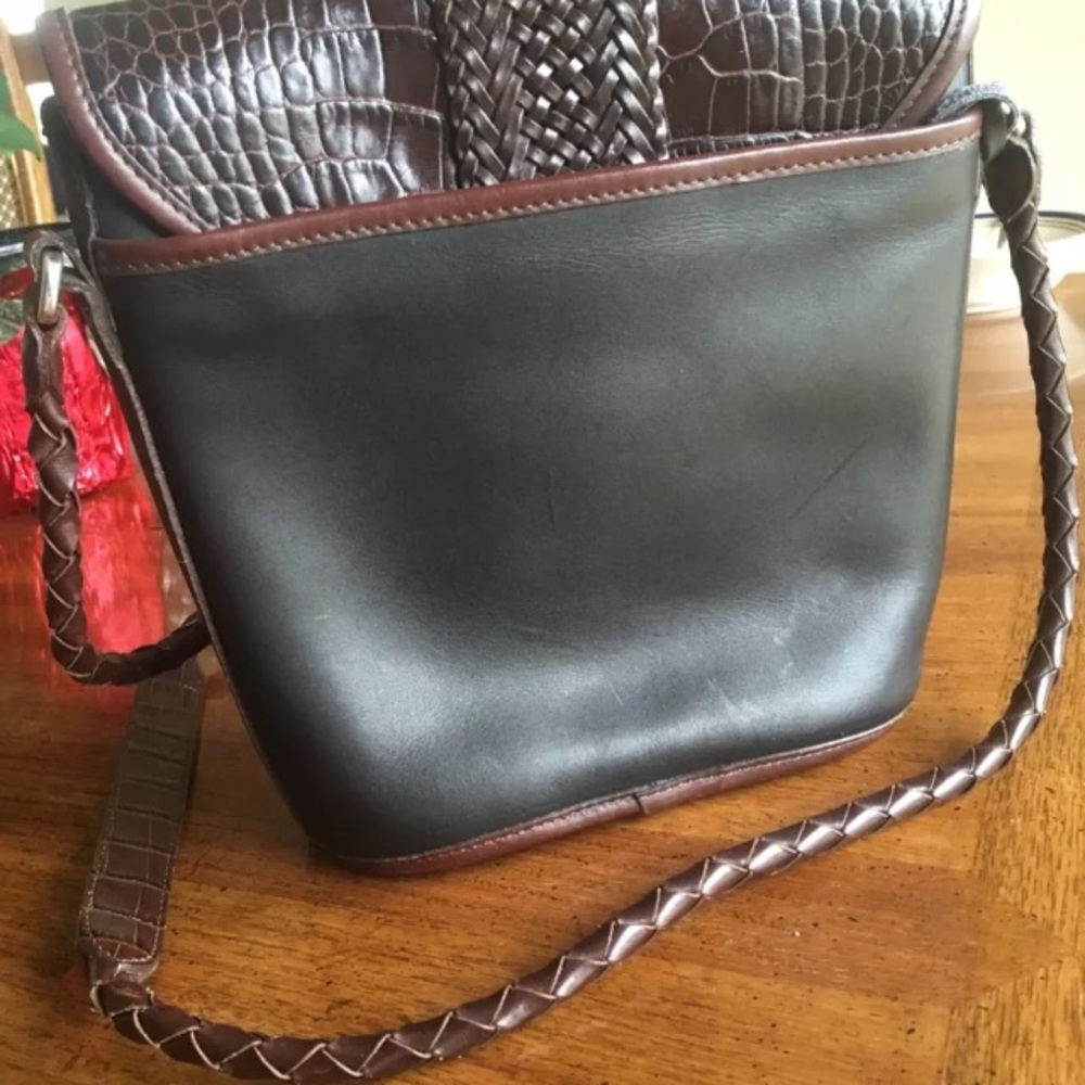 Brighton Shoulder Bag - Picture 3 of 5